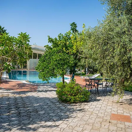 Rita Villa Taormina